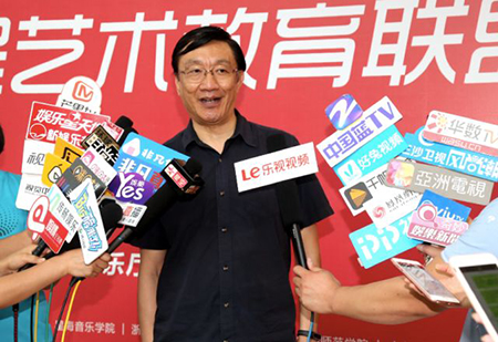 以科技之力，筑艺术传承之魂<br />：馗咝Ｔ冻桃帐踅逃似舳鞘皆猜淠