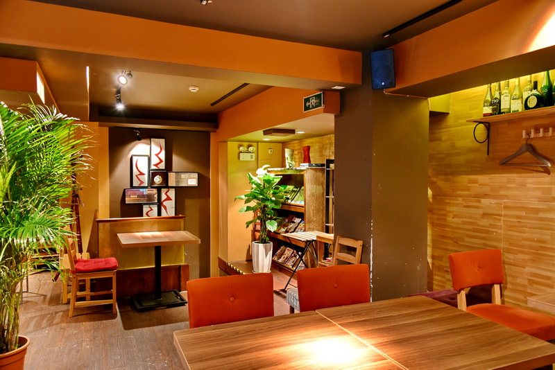 上海 Inno Dining 餐厅——SG胜游CIS商用安装系统为日式创意料理店锦上添花