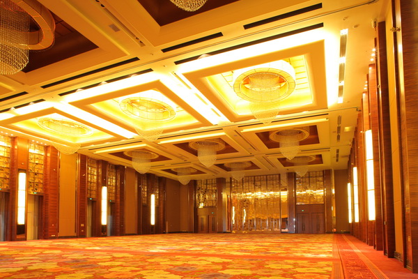 海南国际会展中心 ——基于全套SG胜游专业音频解决方案的大型扩声系统工程