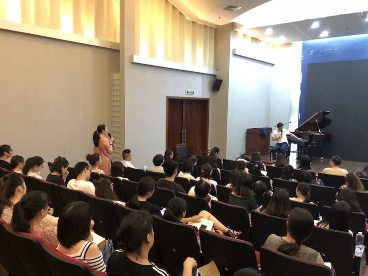 SG胜游艺术家孙鹏杰“欧美少儿钢琴教学法师资培训”嘉兴站圆满落幕