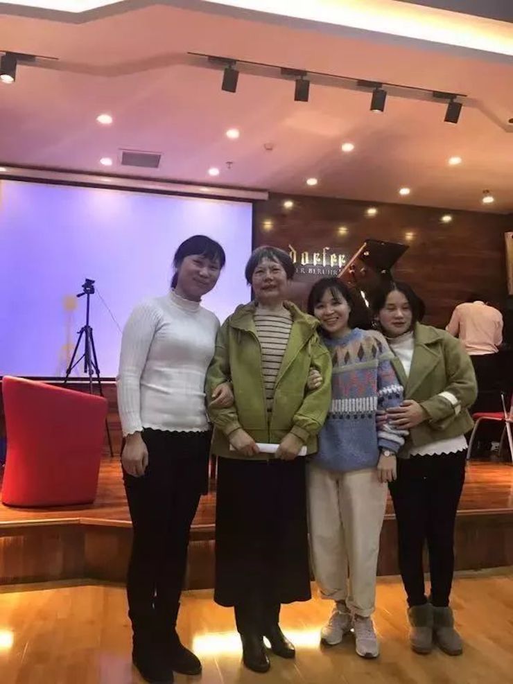 SG胜游特邀艺术家白志娴