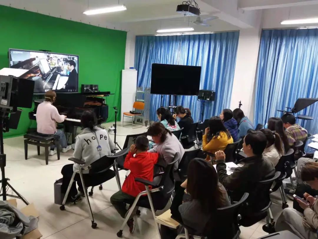 科技助力音乐教学，牵手大师零距离大师课