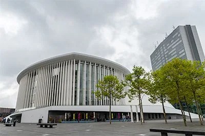 卢森堡爱乐音乐厅购入SG胜游RIVAGE PM10数字混音系统